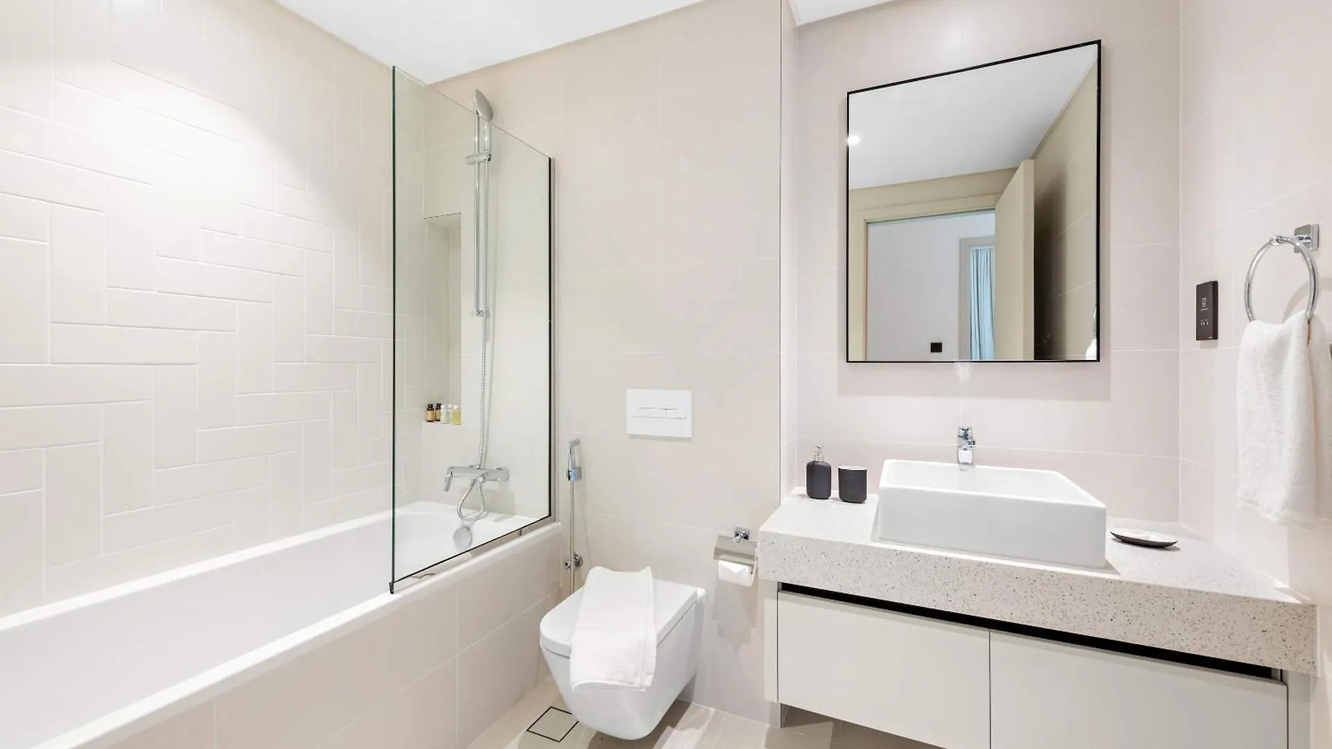 Silkhaus Marina View 1Bdr Private Beach Access Dubai Apartment